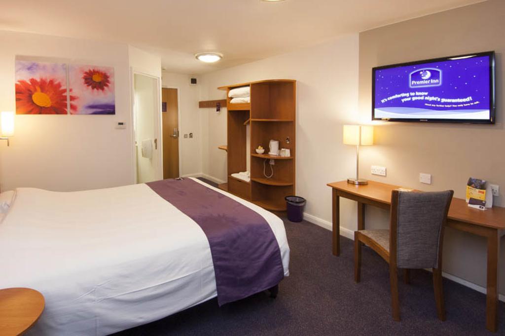 Premier Inn Reading Central 외부 사진
