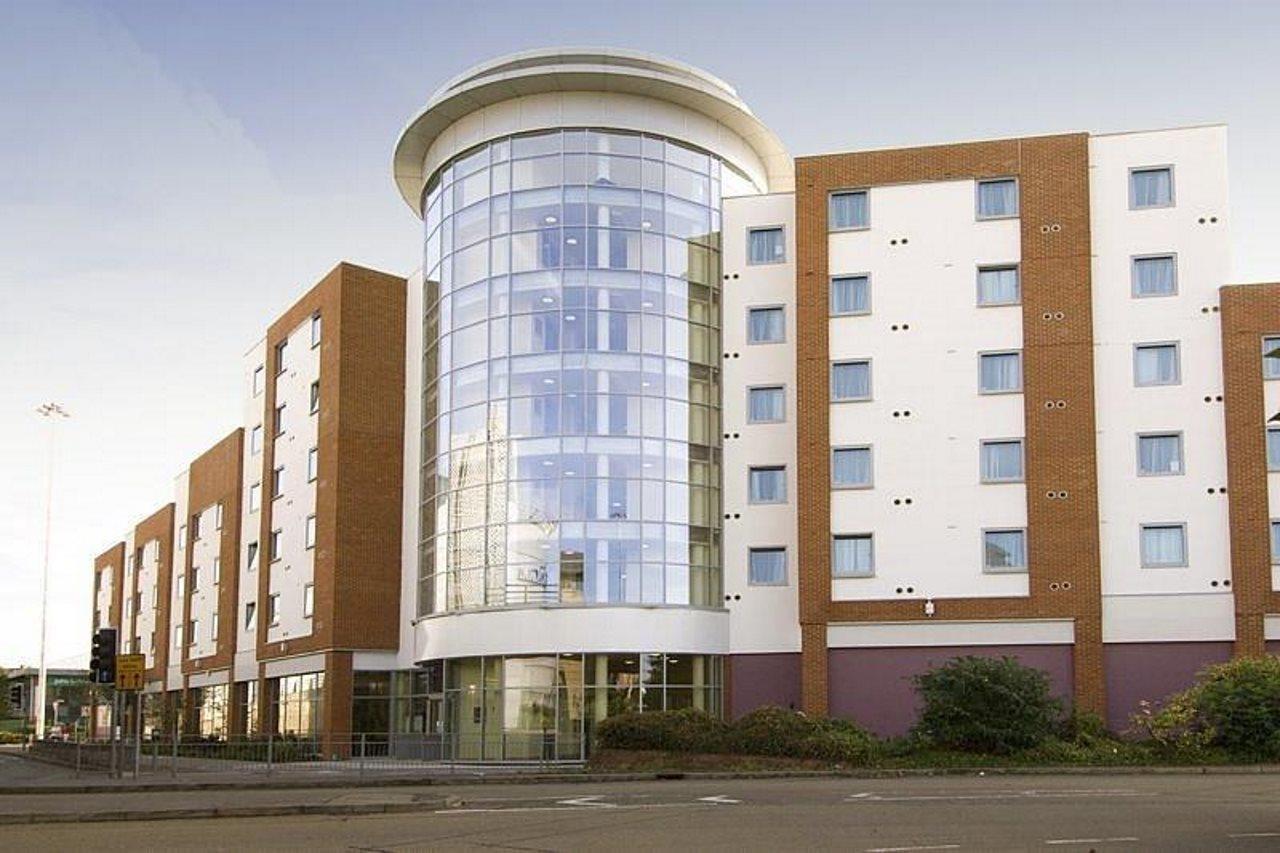 Premier Inn Reading Central 외부 사진
