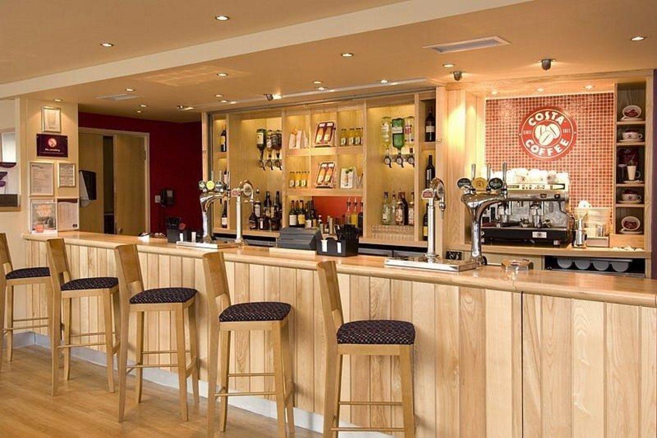 Premier Inn Reading Central 외부 사진