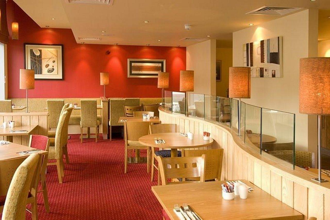 Premier Inn Reading Central 외부 사진